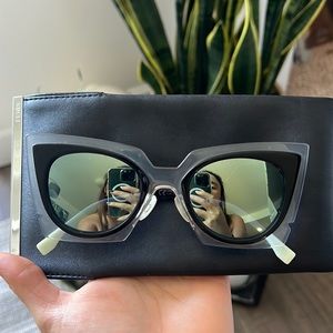 Fendi Orchidea Mirrored Cat-Eye Sunglasses